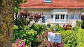 4 Sterne Ferienhaus Marlene mit großem Garten
